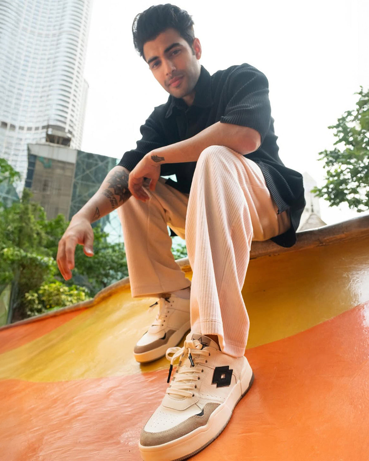 Hoop Star OG - Star White-Black Beauty-Fossil