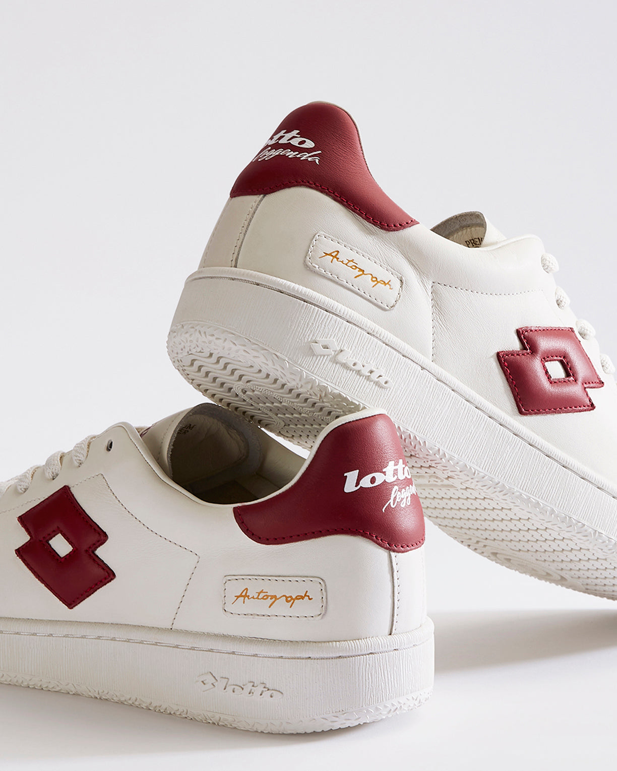 Autograph OG - Star White-Rhythmic Red