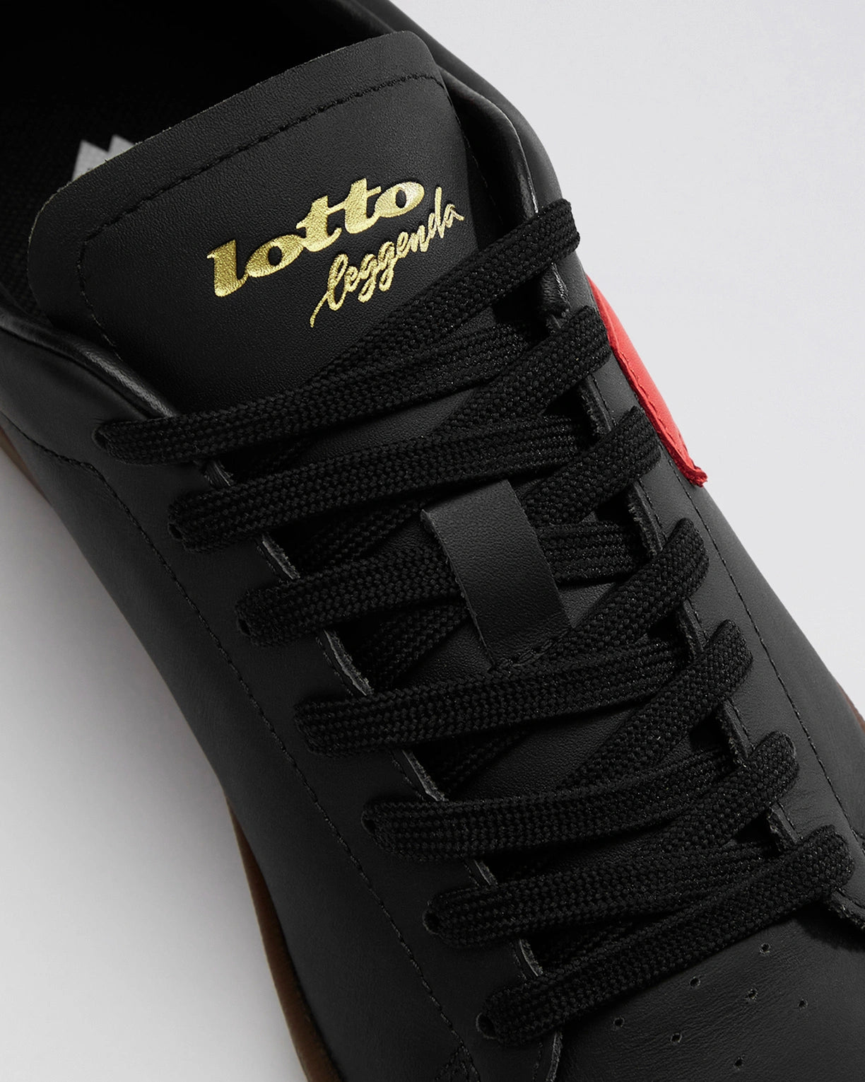 Autograph OG - Pure Black-Pecan Pie