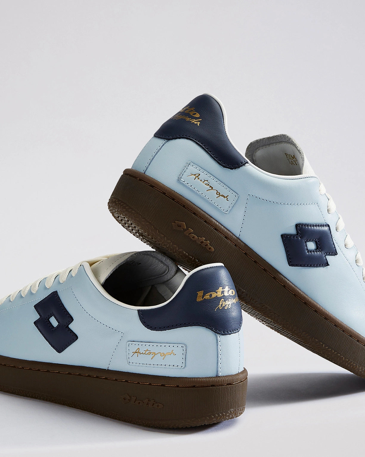 Autograph OG - Omphalodes-Mood Indigo