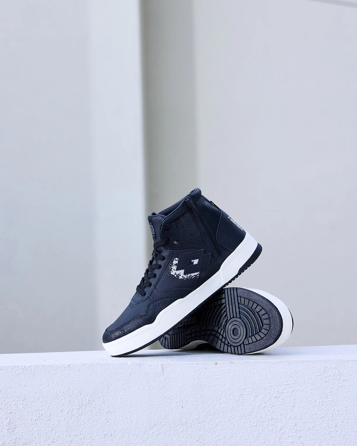 Hoop Star OG High - Black Beauty-Castle Rock