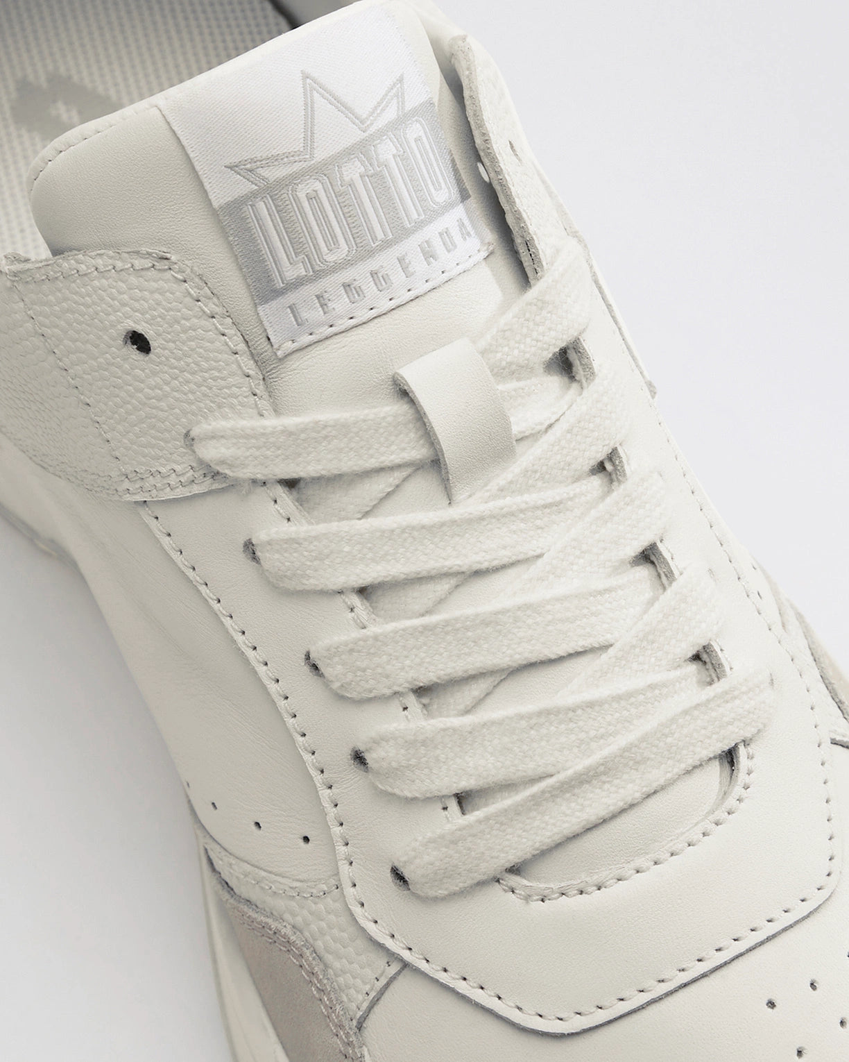 Hoop Star OG - White-White