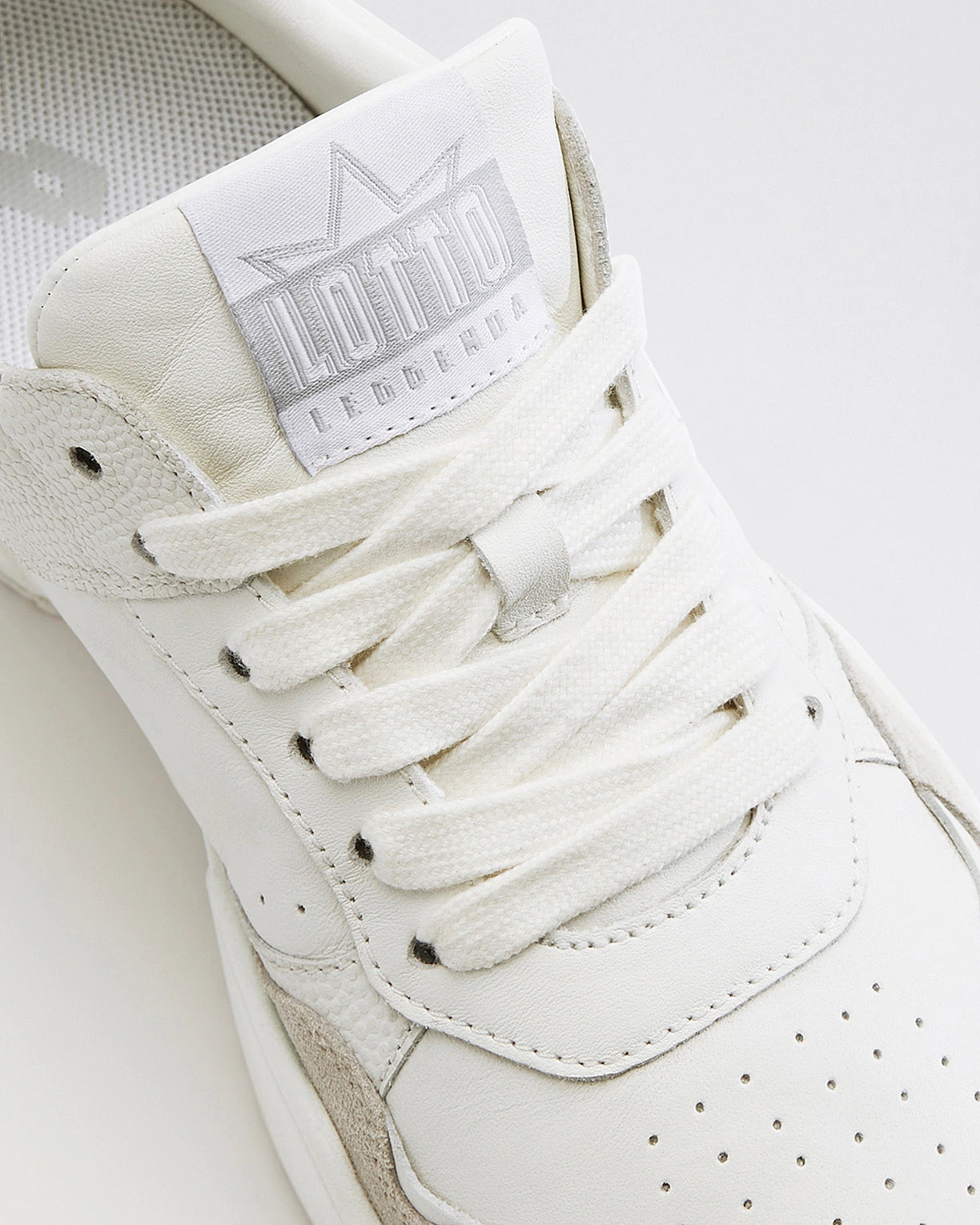 Hoop Star OG - White-White