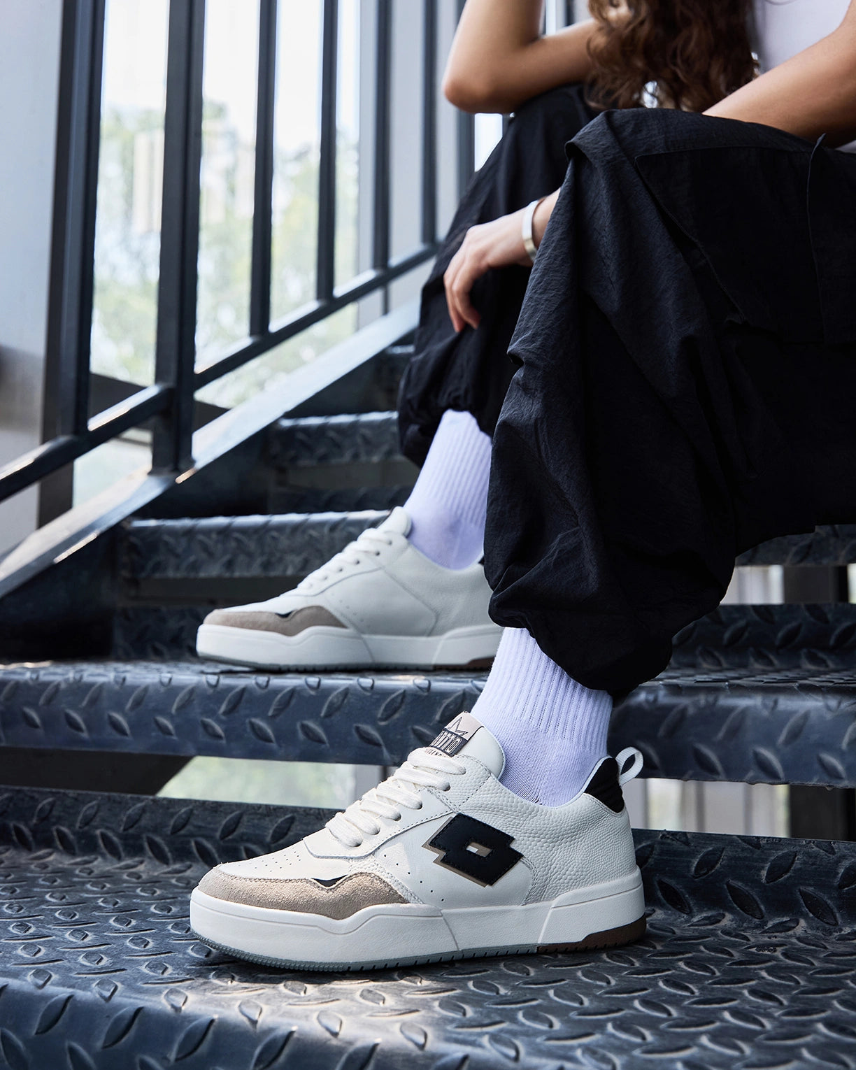 Hoop Star OG - Star White-Black Beauty-Fossil