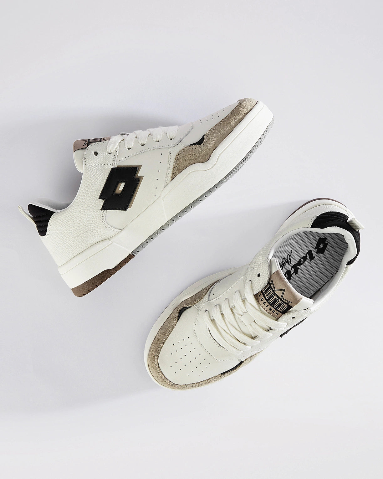 Hoop Star OG - Star White-Black Beauty-Fossil