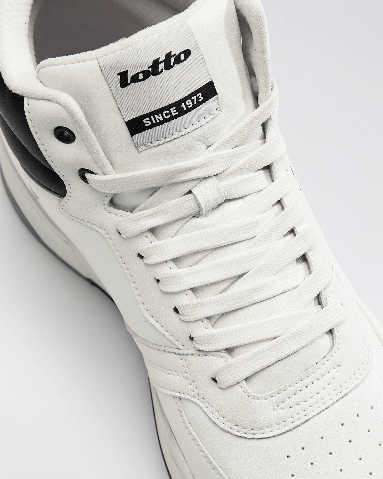 Hoop Star Citta High - White-Black Beauty