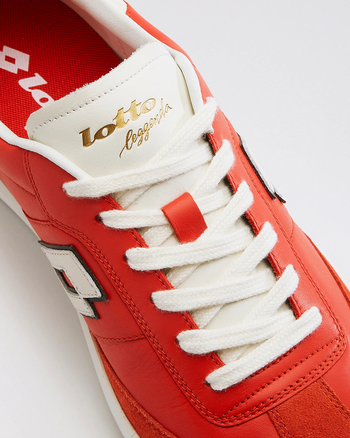 Brasil Select OG - Fiery Red-Pure White