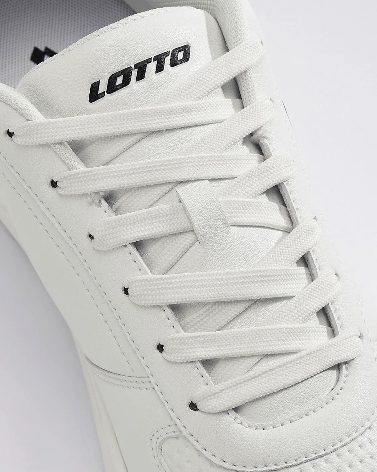 Strada - White-Black