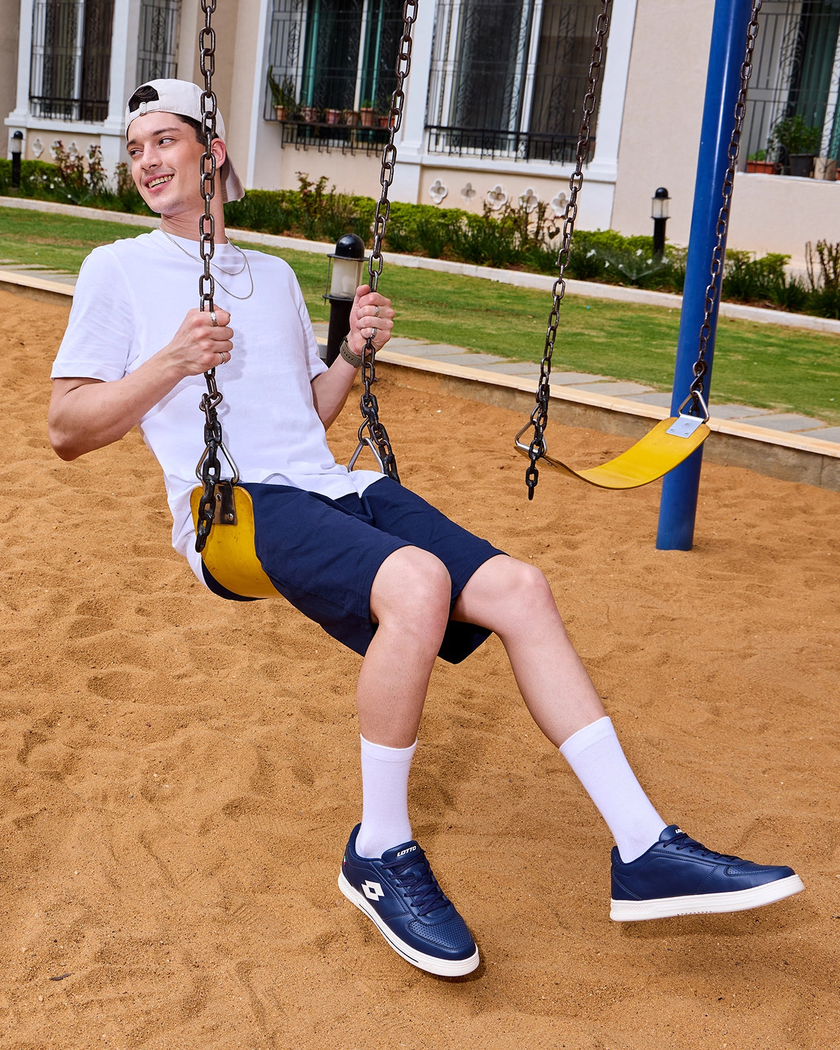 Strada - Peacoat-White