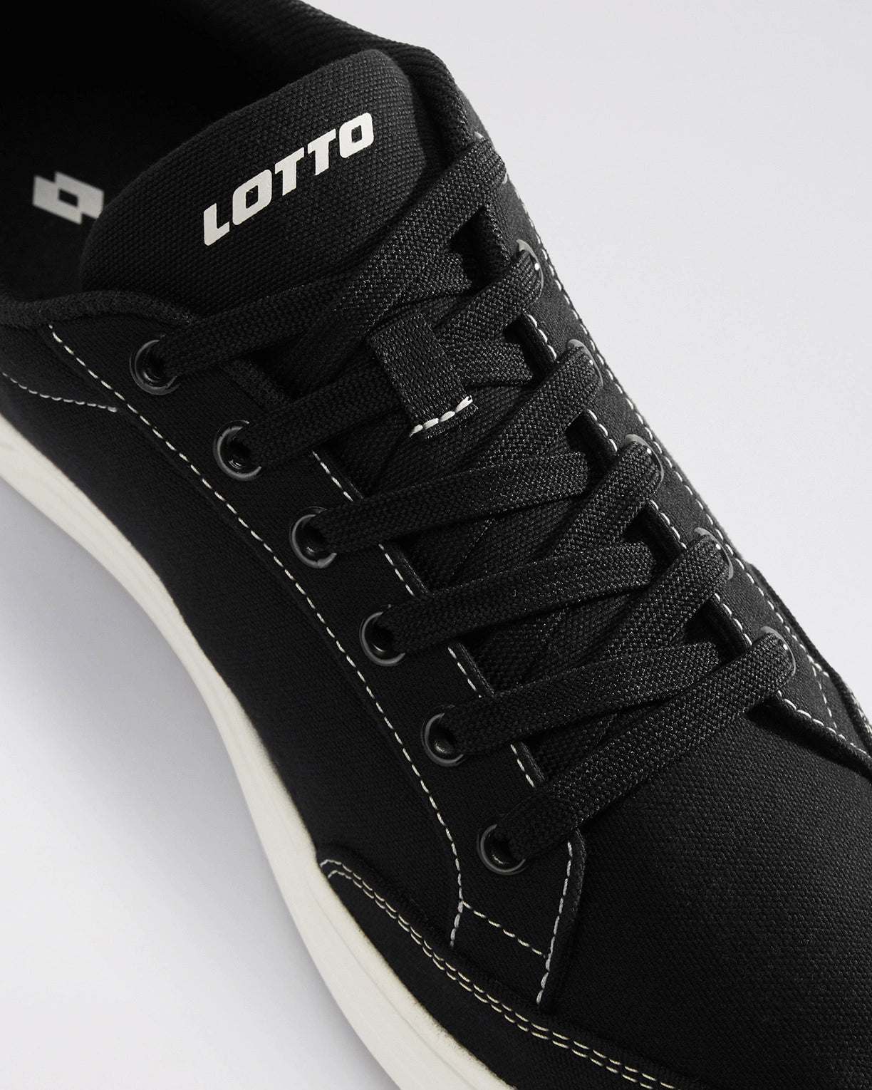 Strada Vele - Black Beauty-Star White