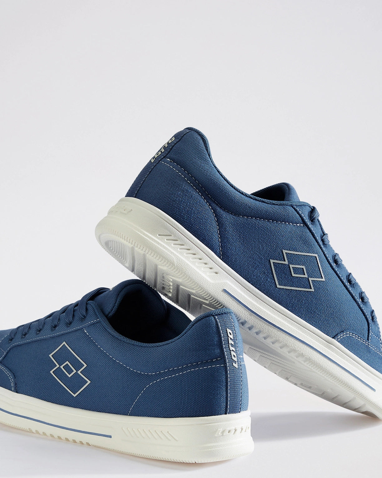 Strada Vele - Coronet Blue-Star White