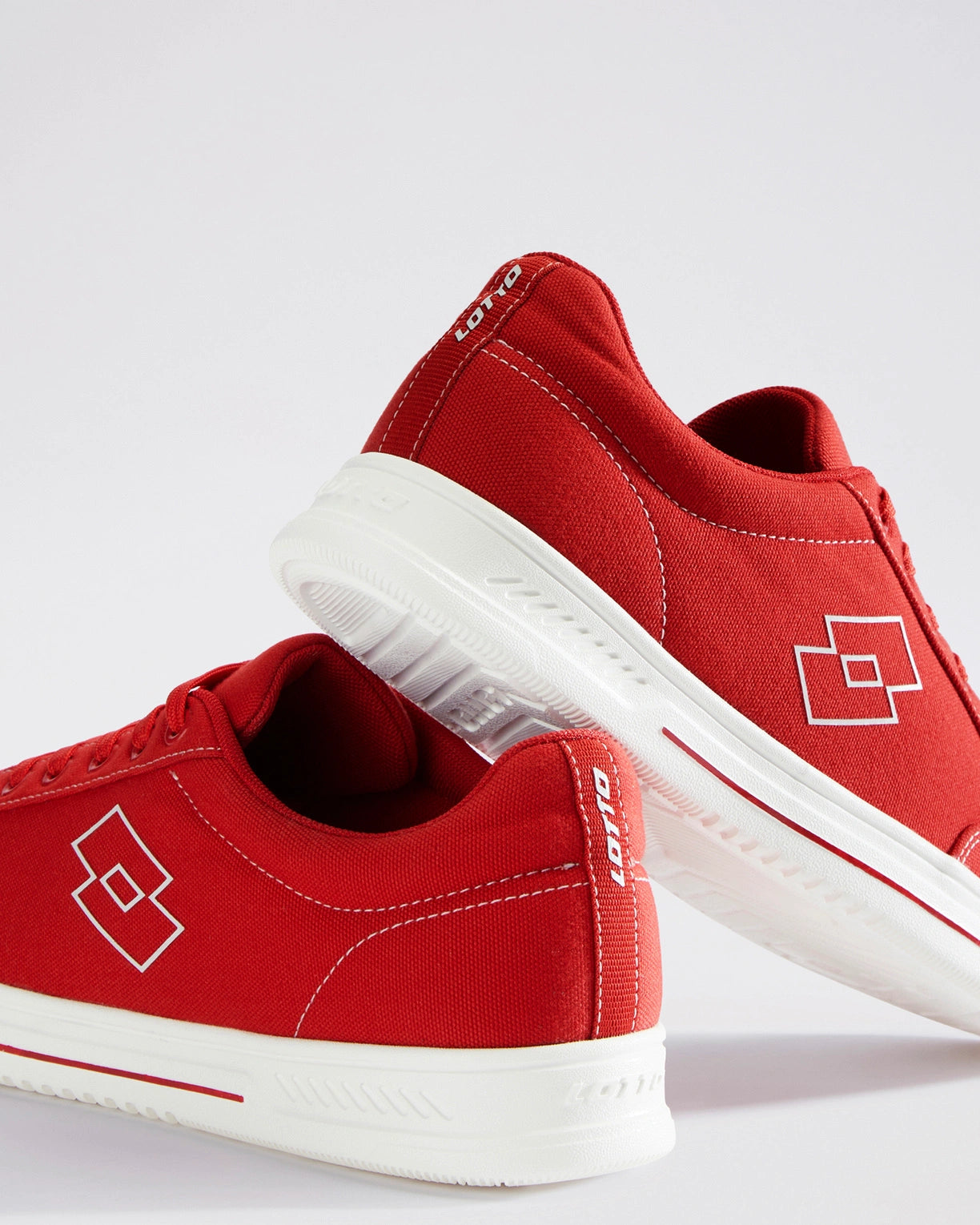 Strada Vele - Molten Lava-Star White