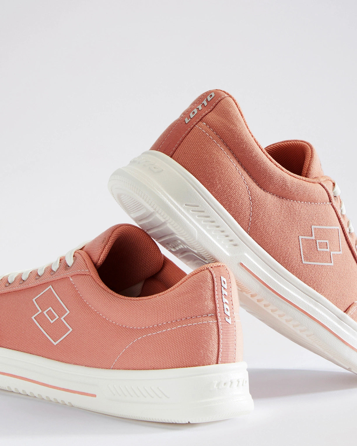 Strada Vele - Coral Haze-Star White