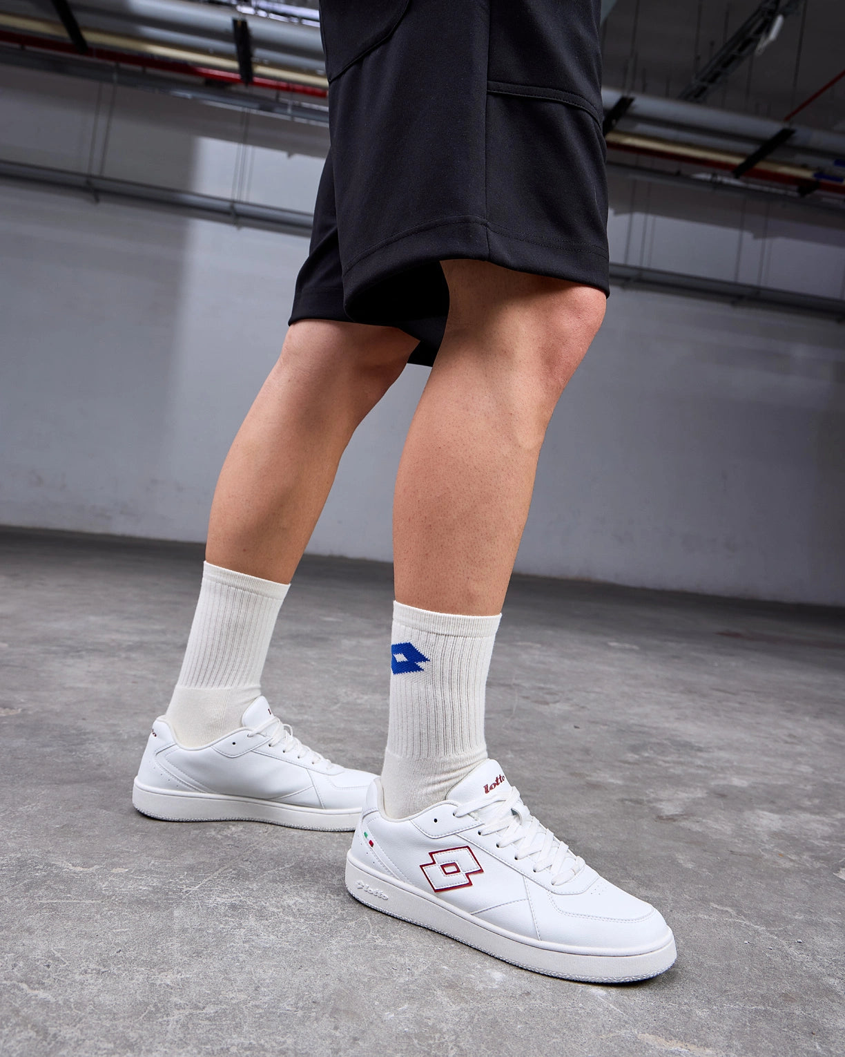 Autograph Nxt - White-Rhythmic Red