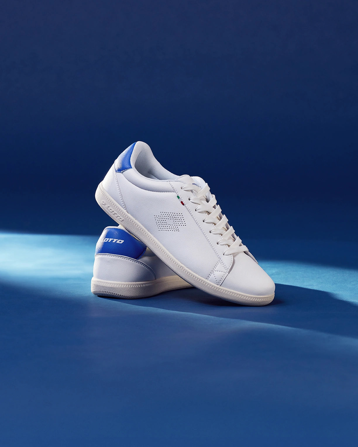 Mavin Classic - Star White-Victoria Blue-White Asparagus