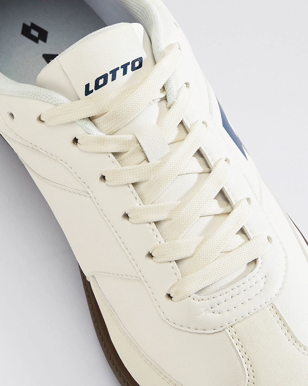 Mavin Court - Star White-Gibraltar Sea