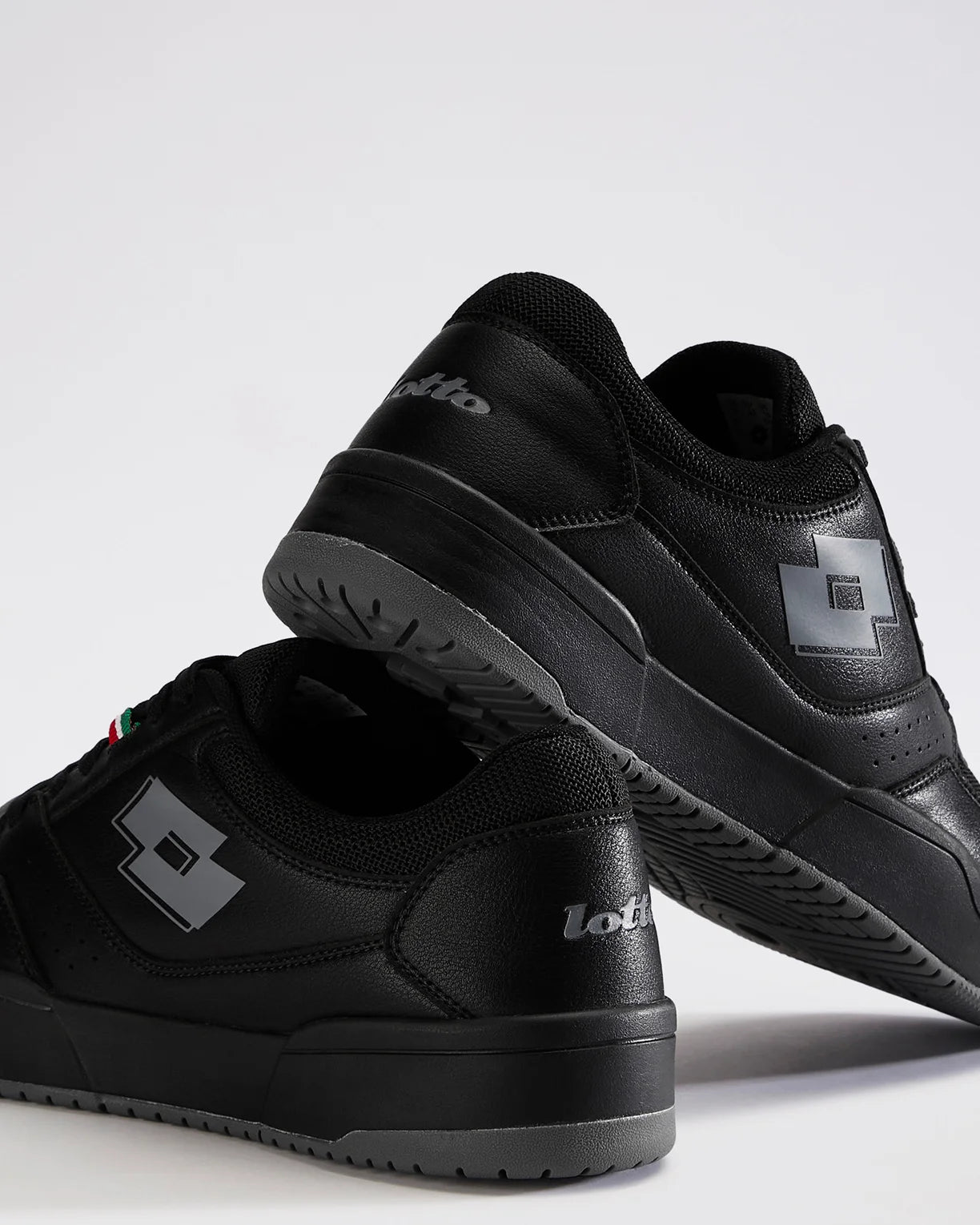 Hoop Star Urbano - Black Beauty-Castle Rock