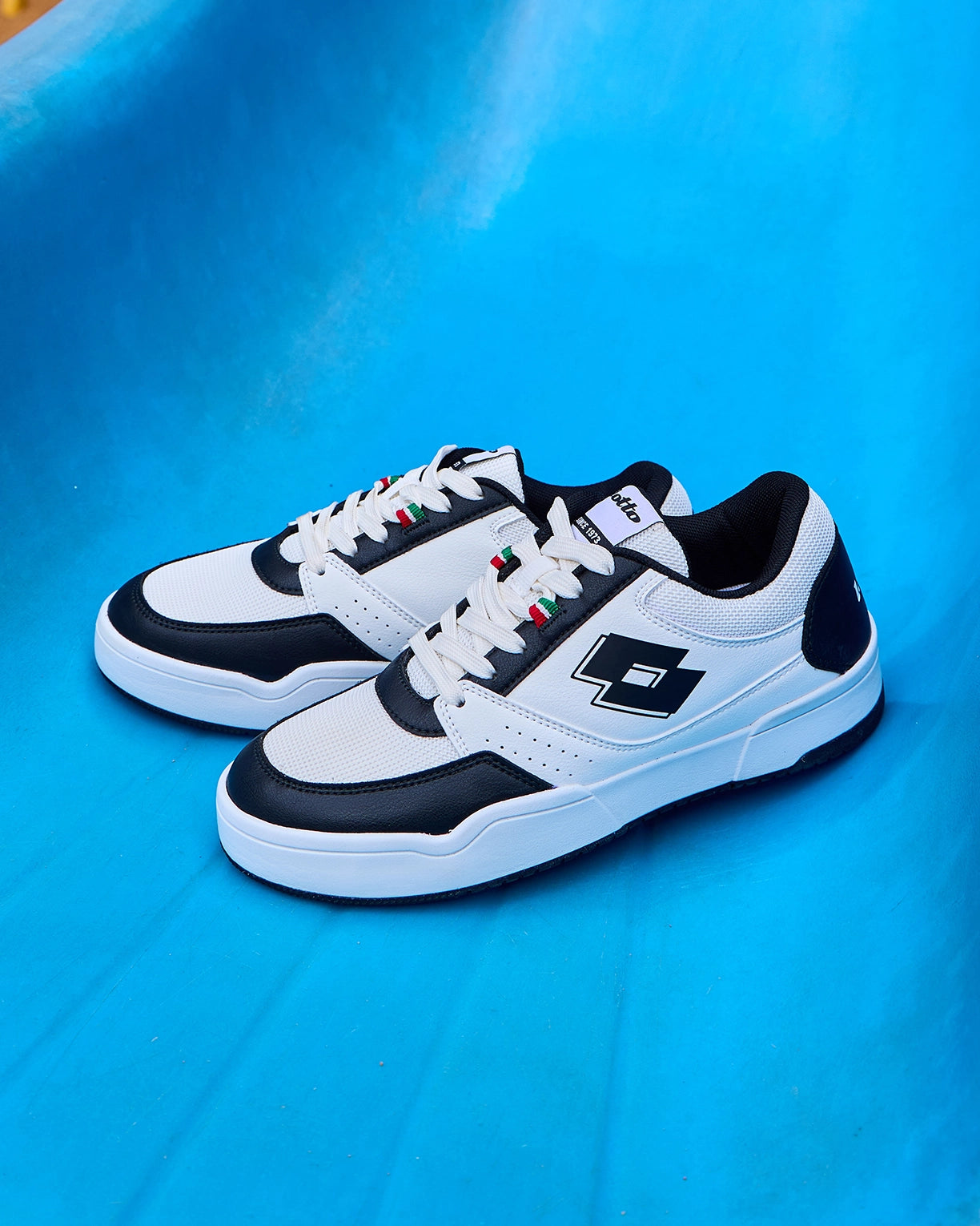 Hoop Star Urbano - White-Black