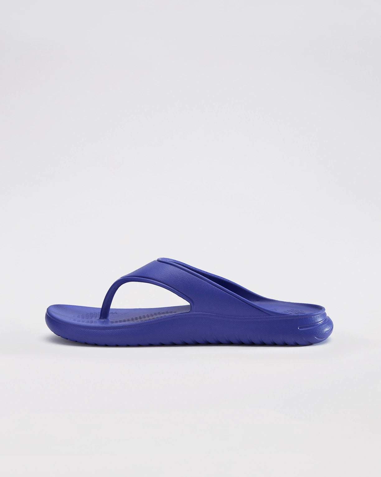 Momentum - Dazzling Blue-White