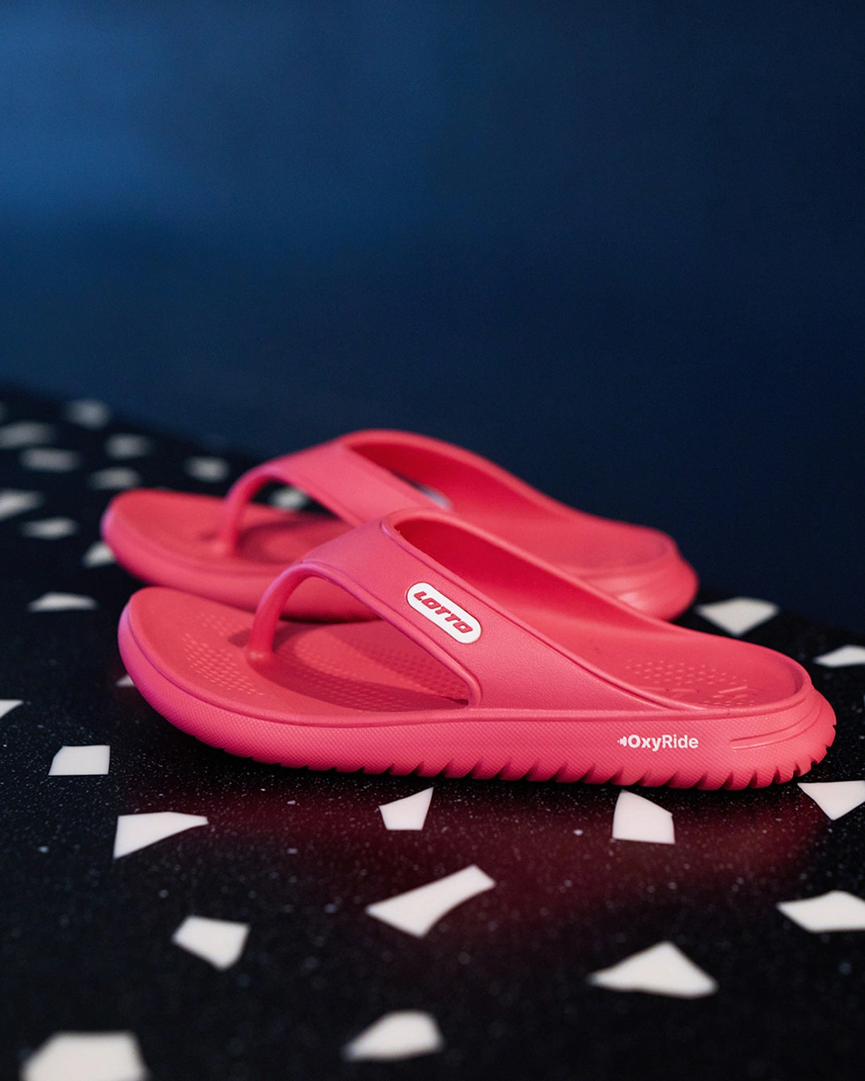 Momentum - Virtual Pink-White