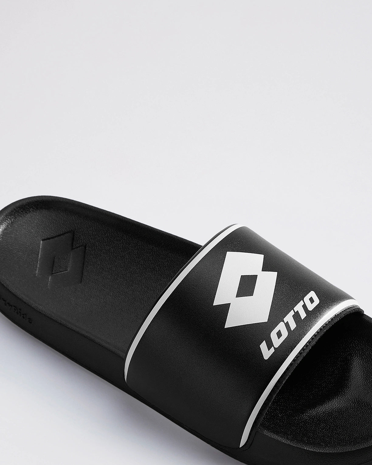 Midway  - Black Beauty-Star White