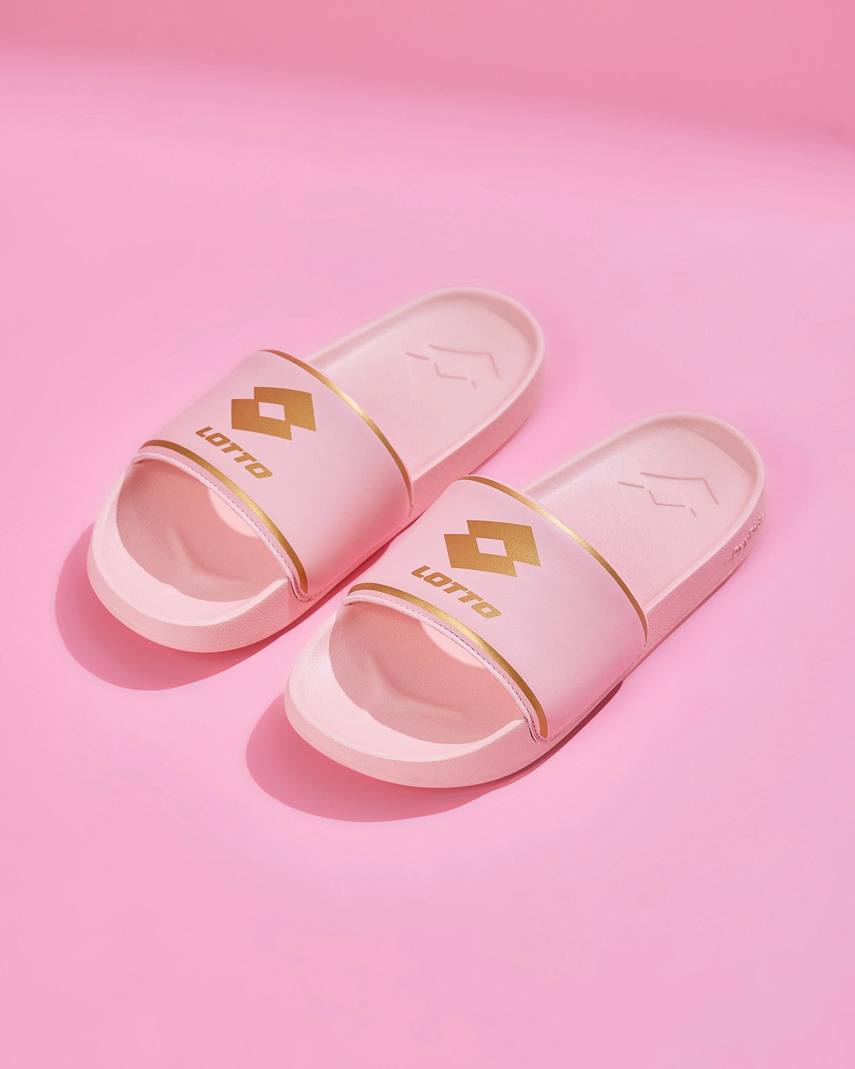 Midway  - Seashell Pink-Gold Flake