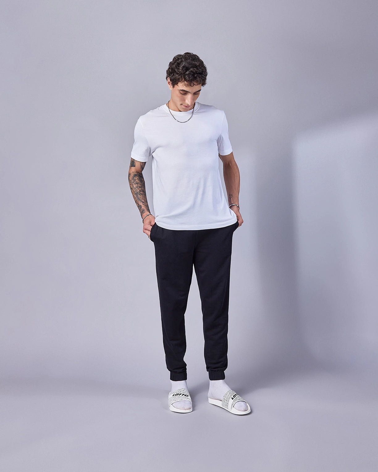 Midway GFX - Star White-Black Beauty