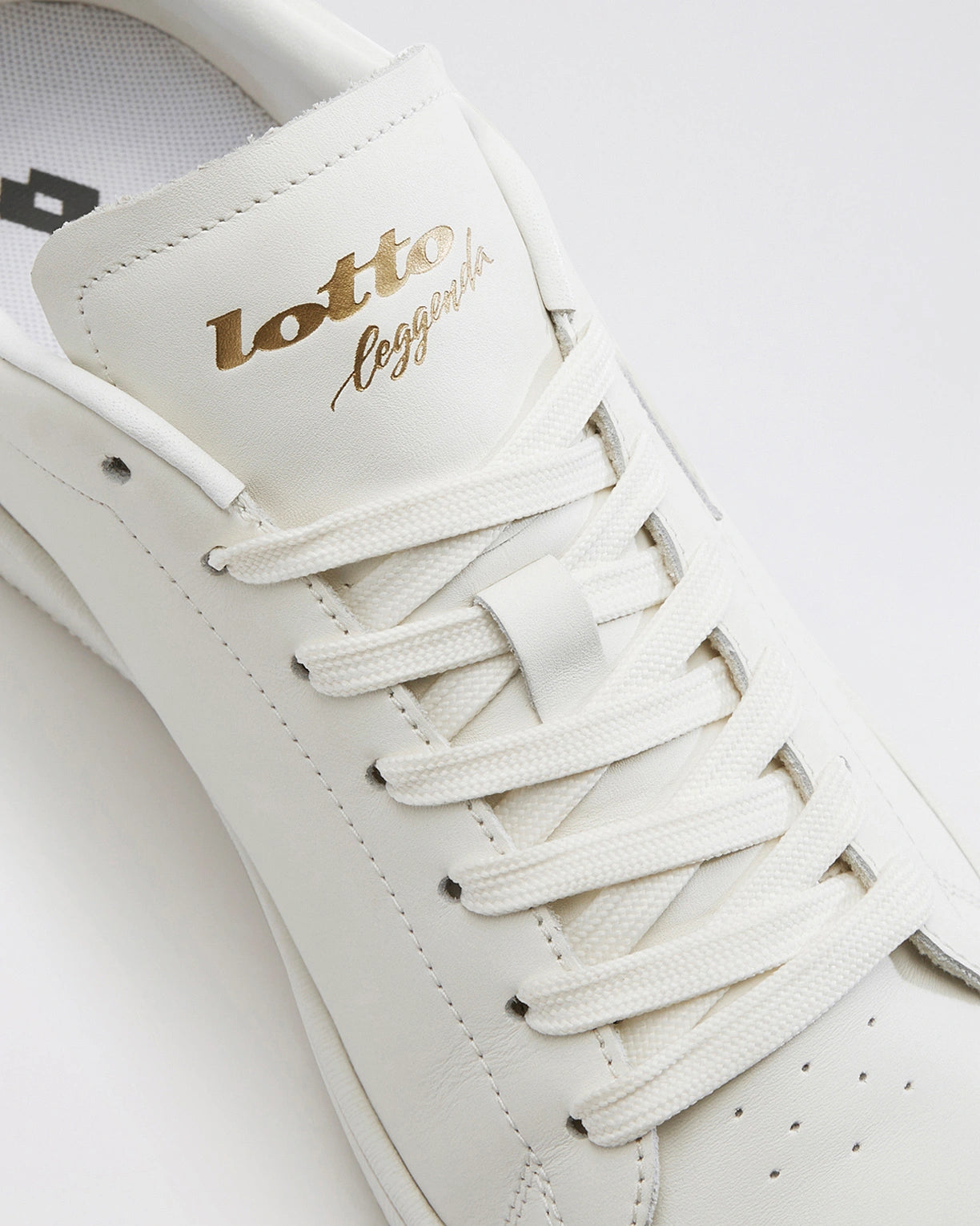 Autograph OG 2 - Star White