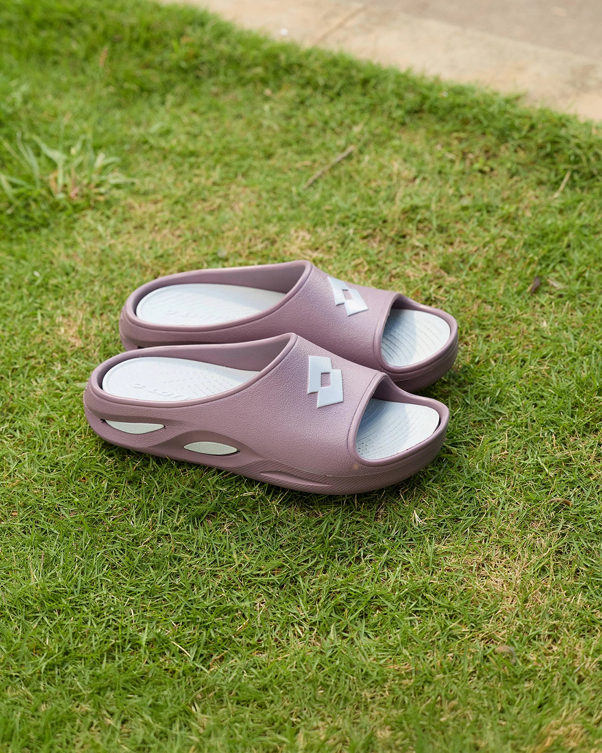 Esotica Slide - Flint-Glacier Grey