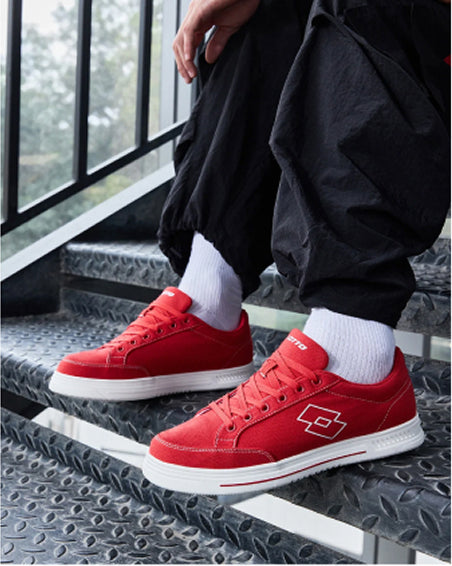 STREET STYLE Sneakers