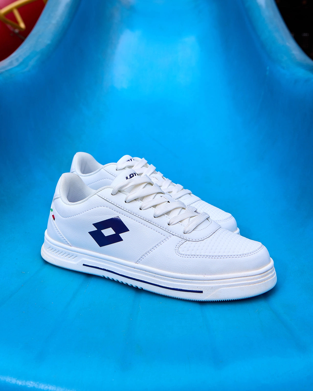 Strada - White-Blue