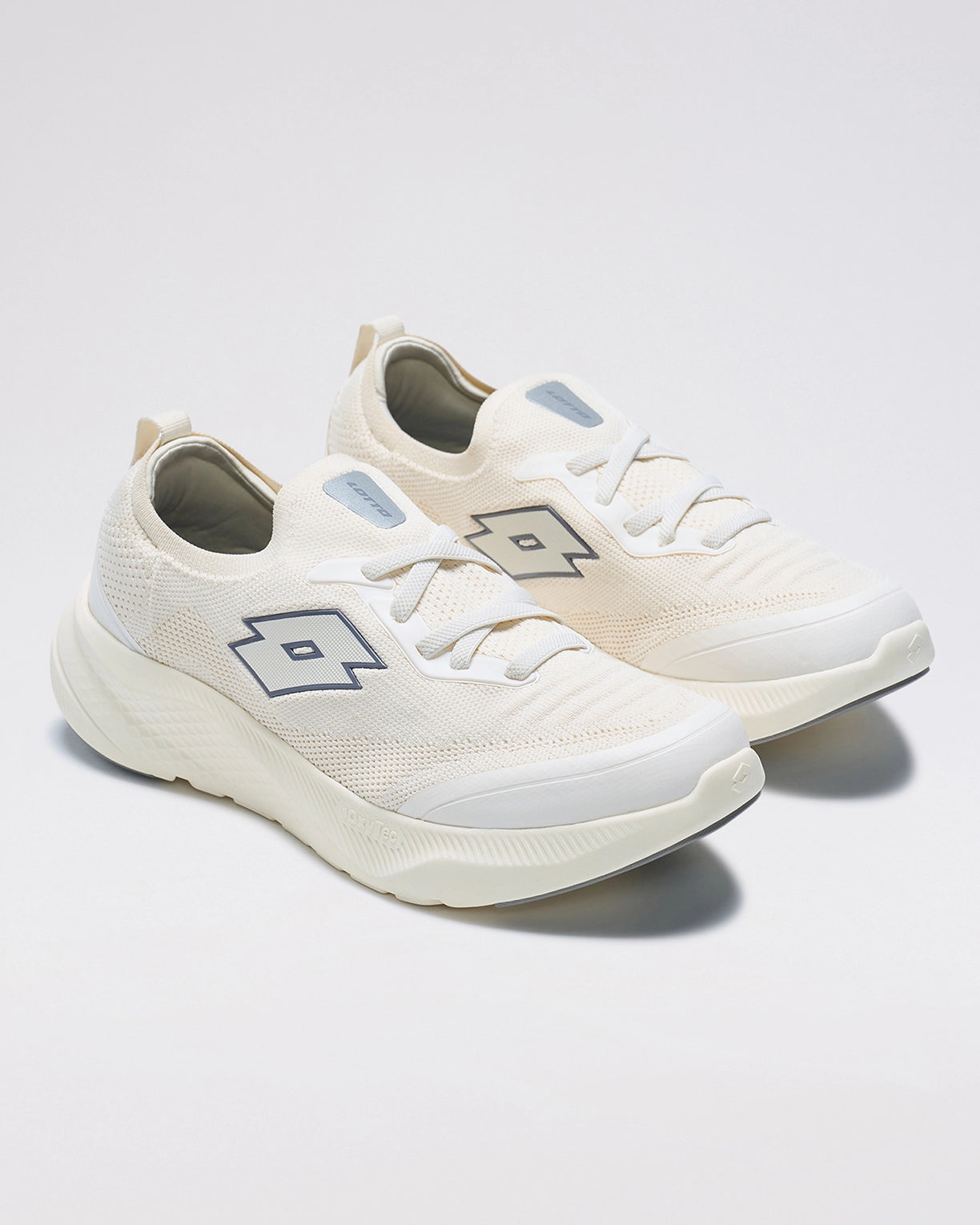 Women Lotto Oxyrun Slip On - Gardenia Walking Shoes2