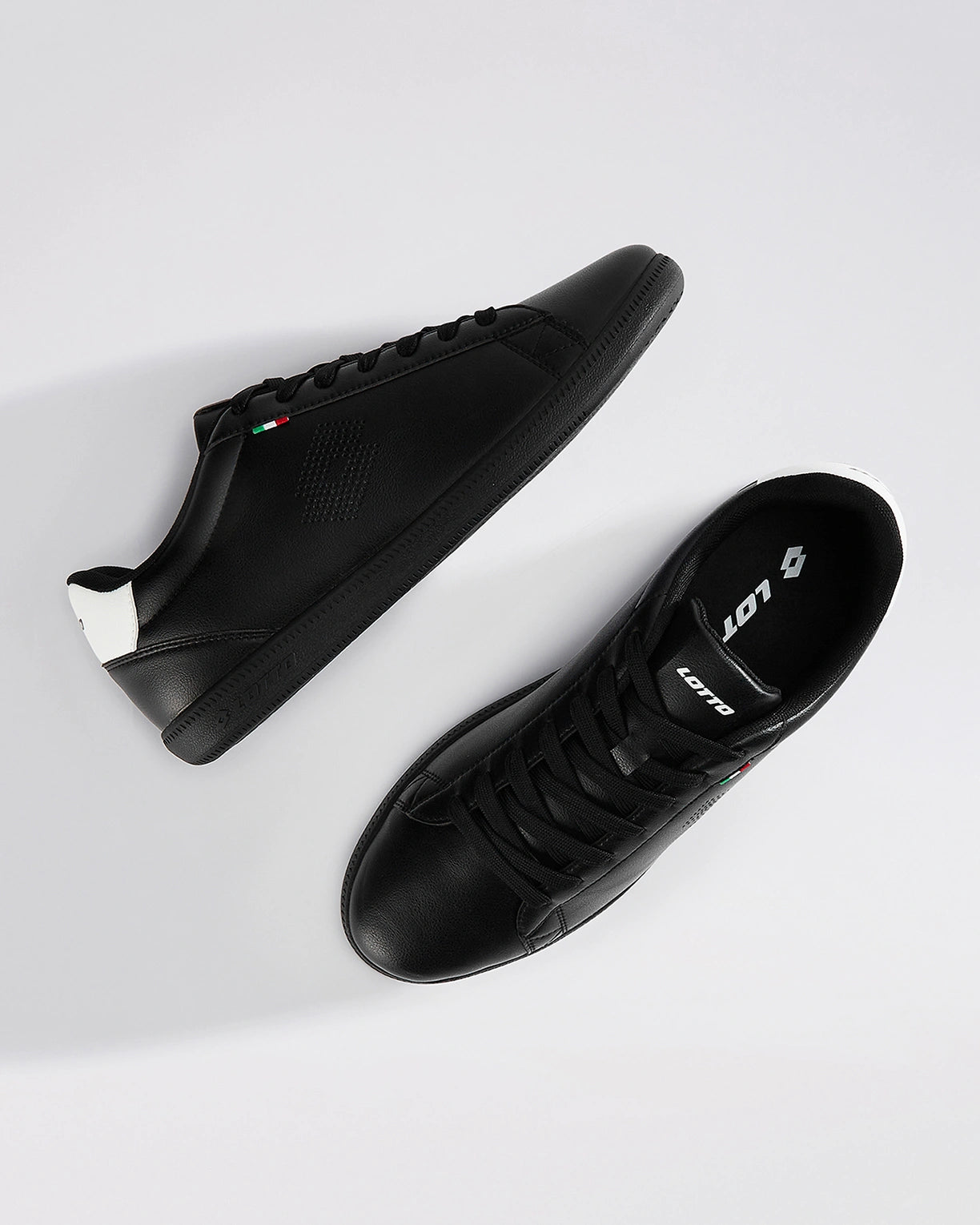 Mavin Classic - Black Beauty-Star White