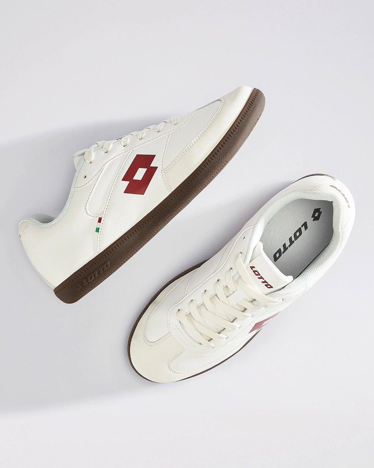 Mavin Court - Star White-Pompeian Red