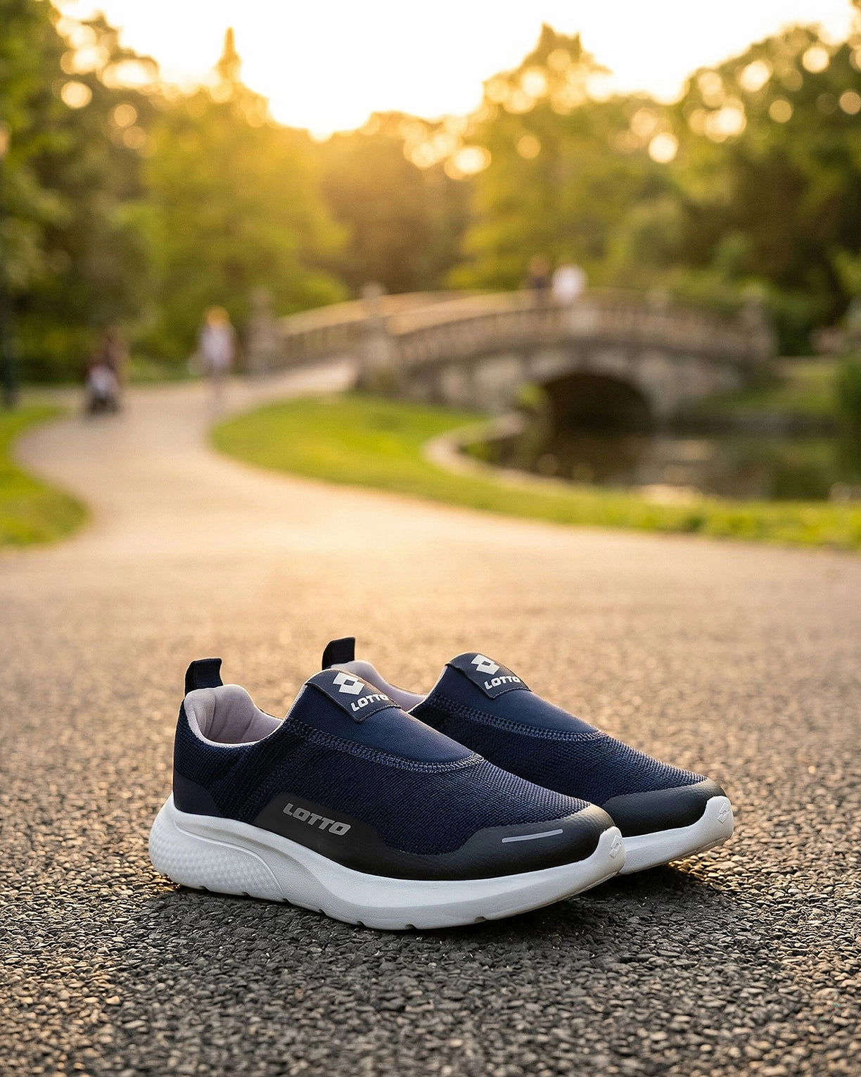  Lotto FloWalk Slip-on 1