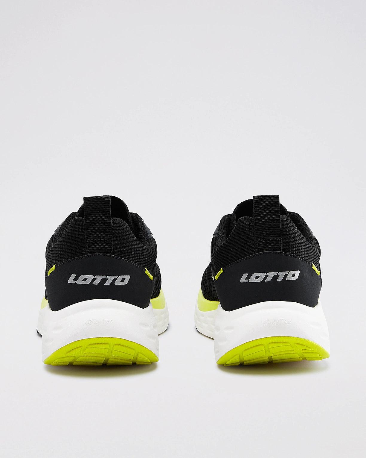 Aerostep - Black Beauty-Sulphur Spring-Star White