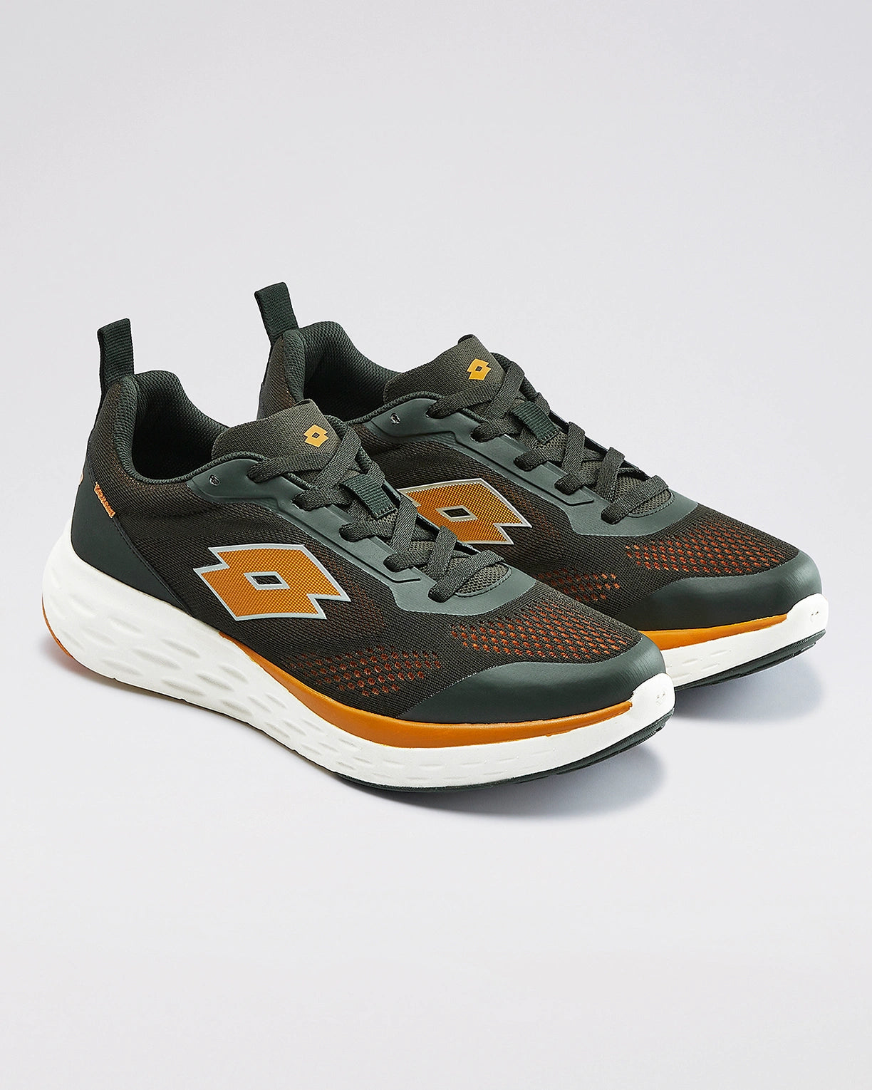 Aerostep - Rosin-Apricot Buff-Gardenia