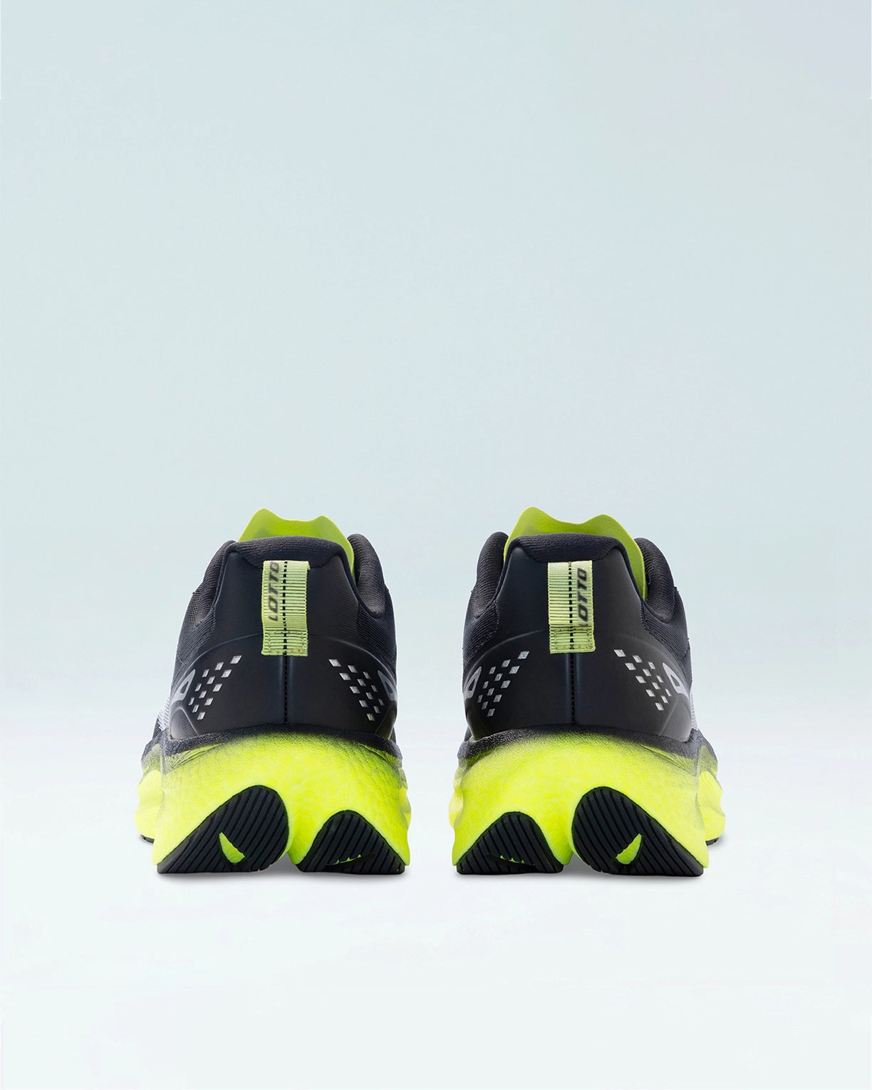 Men Lotto Propulso Lite - Surge Black Running Shoes5