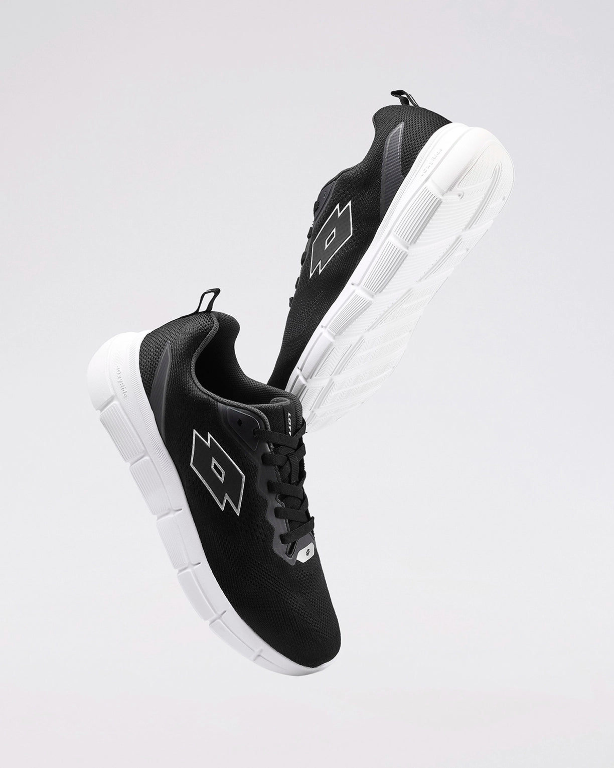 PulseTrek - Black Beauty