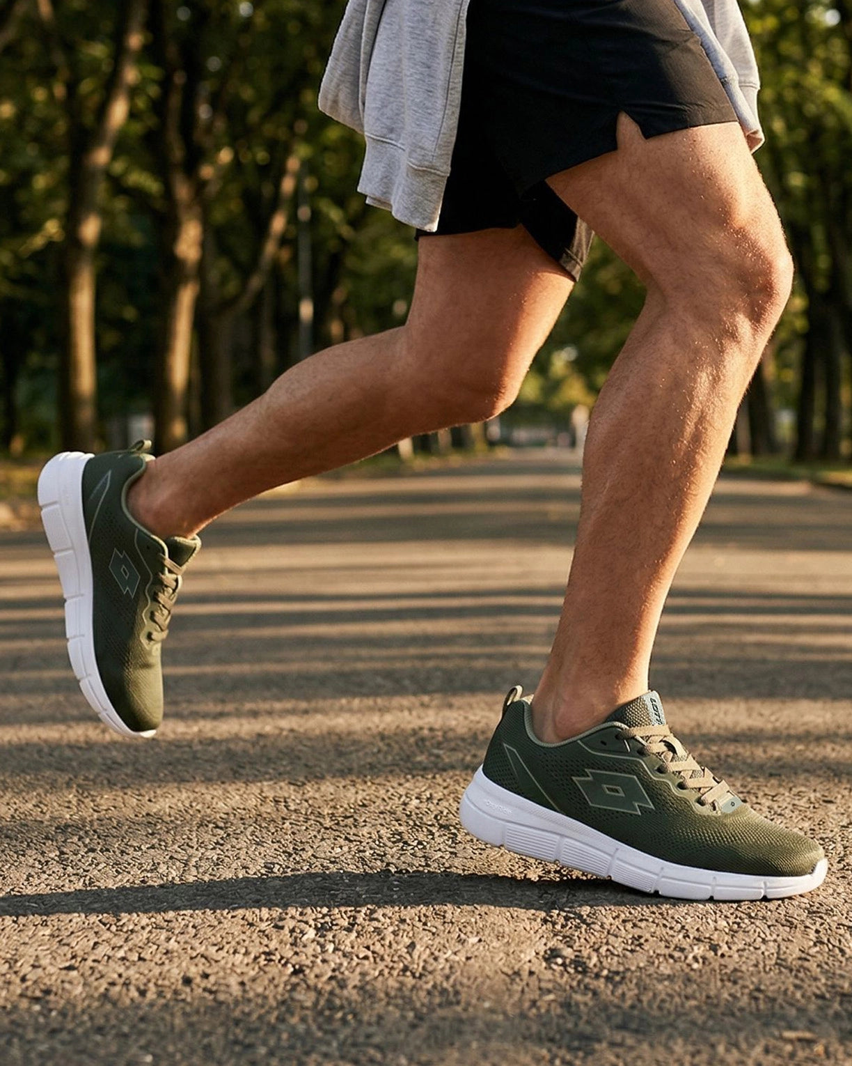 Men Lotto PulseTrek - Forest Night Walking Shoes4