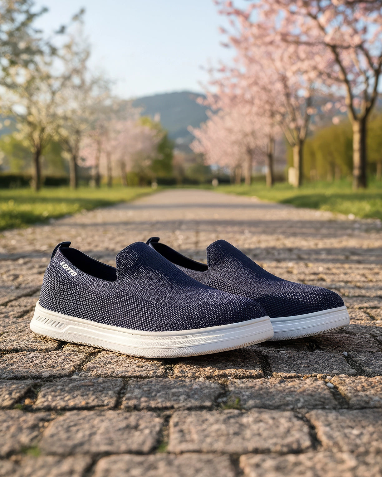 Strada Slip on  - Peacoat-Gardenia