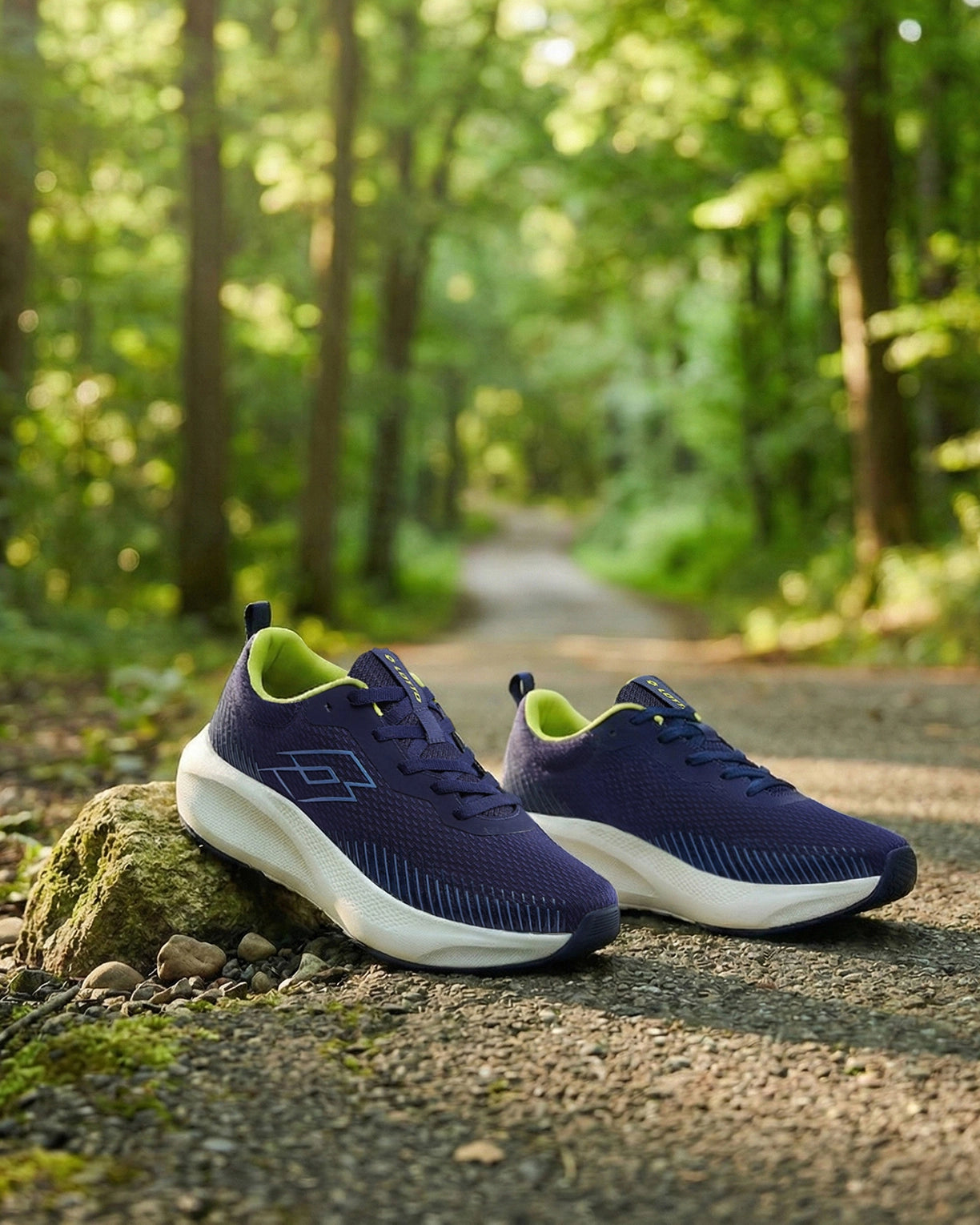 Strikerun - Peacoat-Star White