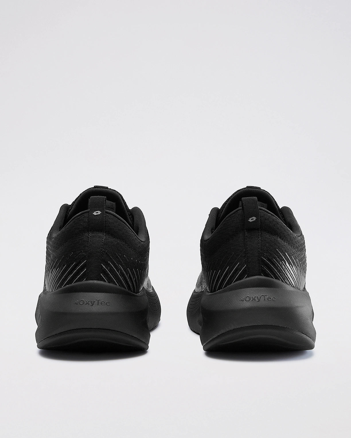 Strikerun - Black Beauty-Frost Gray