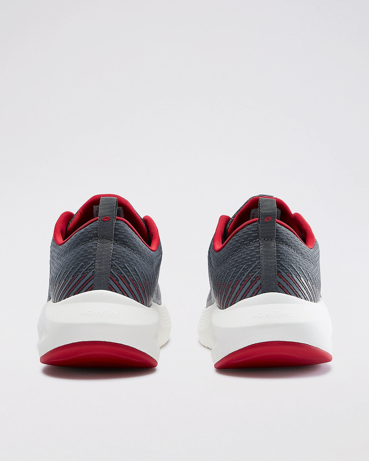 Strikerun - Castlerock-Star White