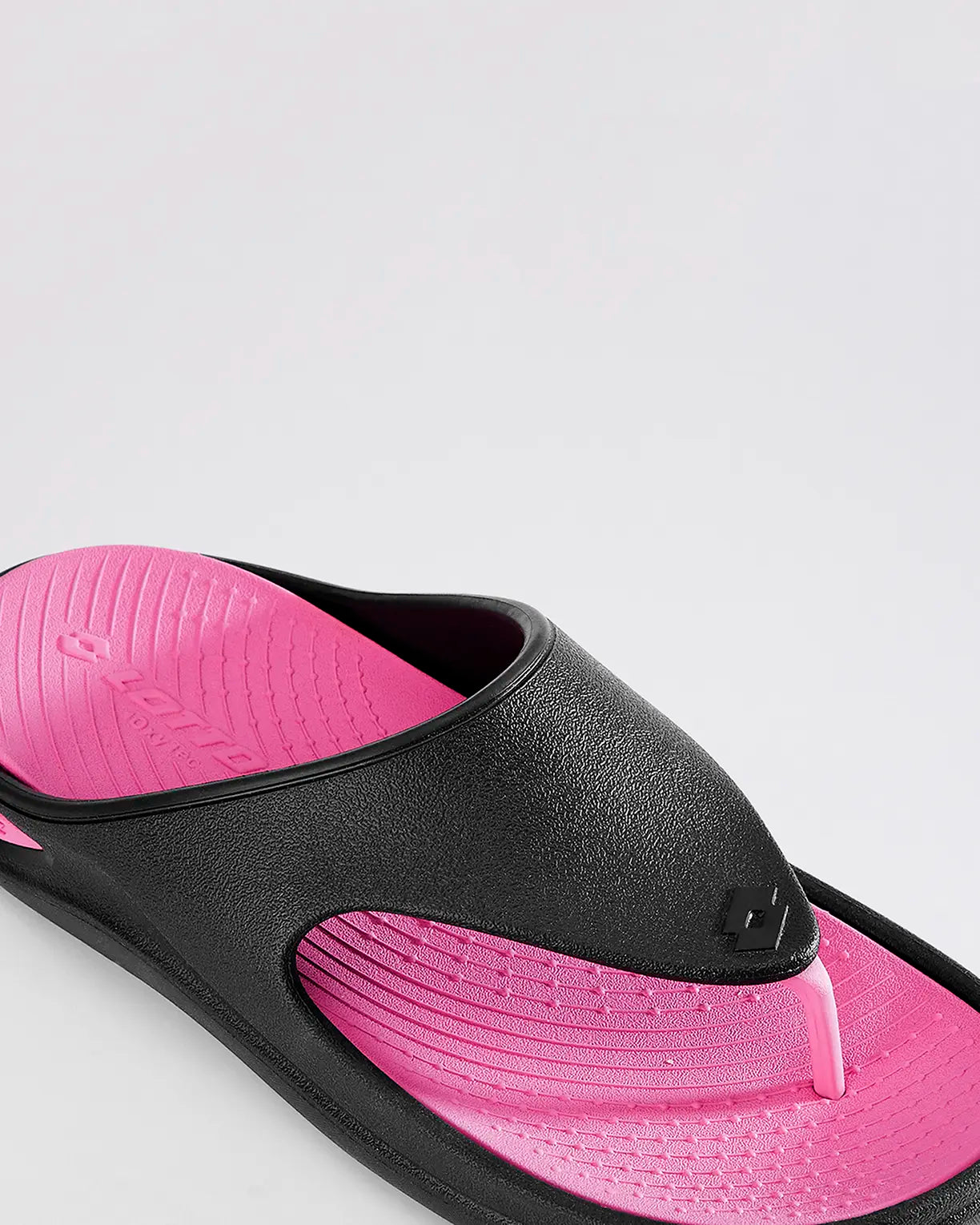 Women Lotto Esotica Flip - Black Beauty - Shocking Pink Slippers3