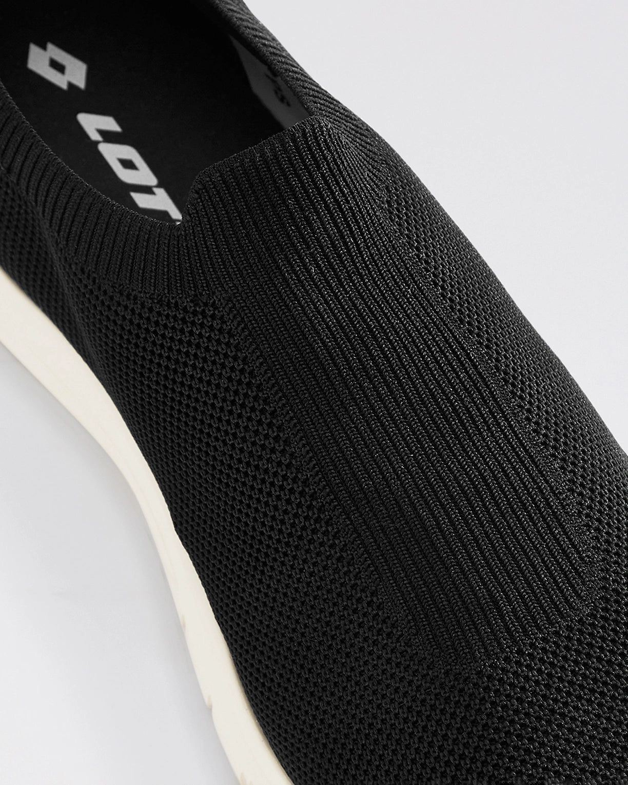 Impulso Slip-on - Black Beauty-Gardenia