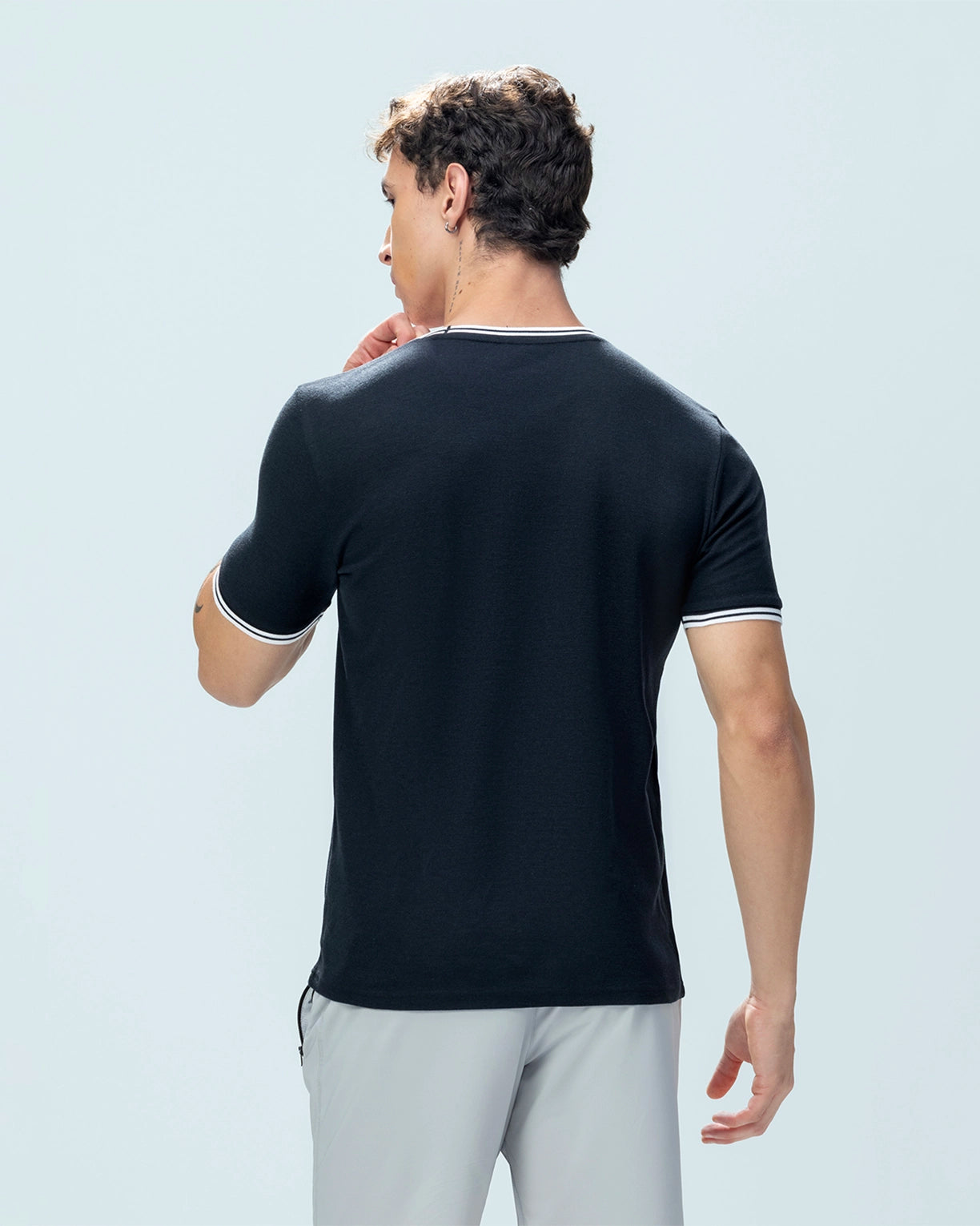 Courtline Tee - Black Beauty