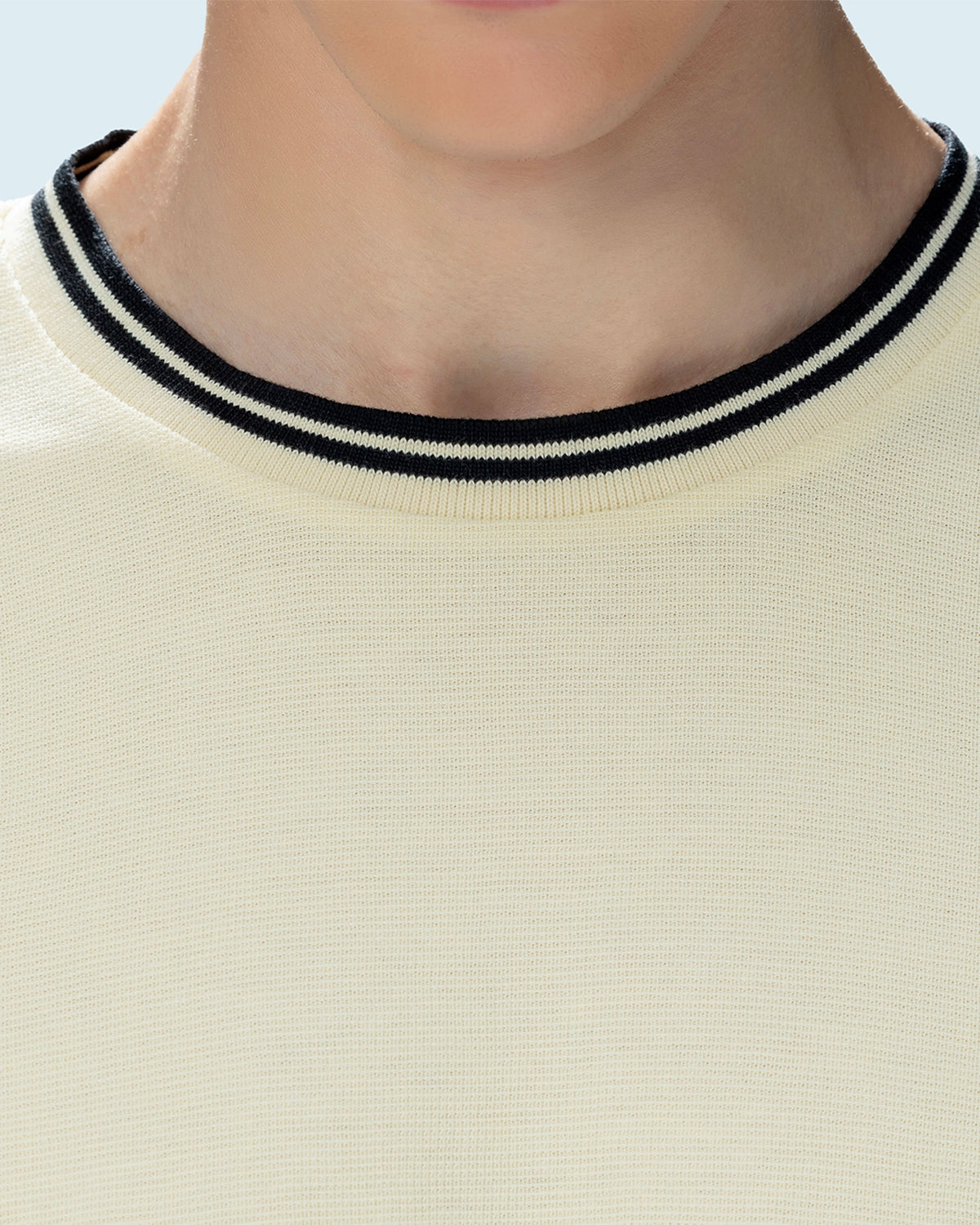 Courtline Tee - Asparagus Green