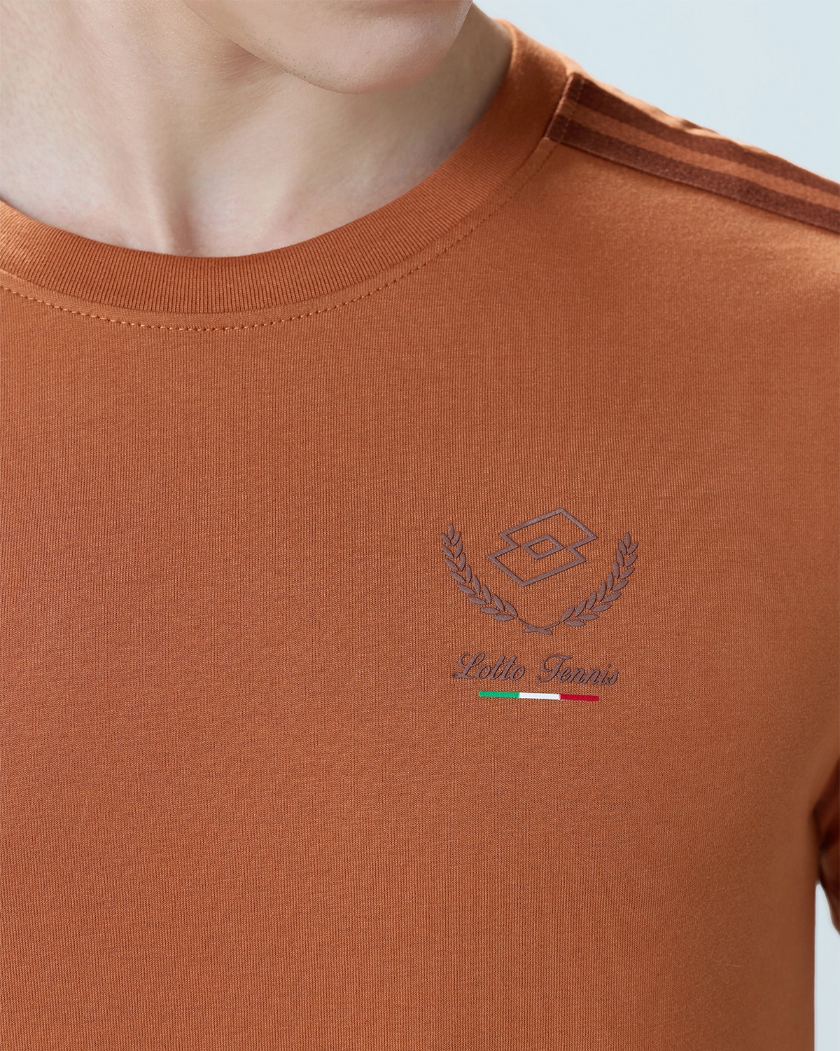 Courtline Rib Neck Tee - Brown