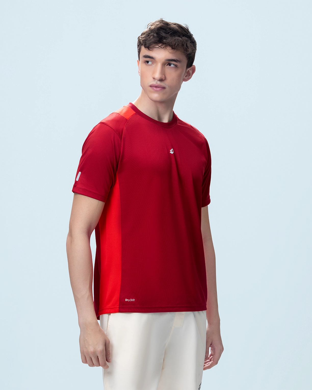 Play Power Tee - Red Dahlia